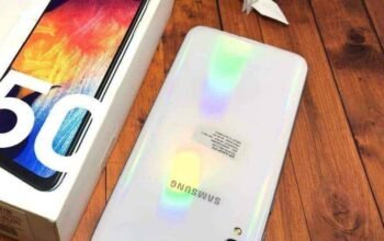 SAMSUNG A50