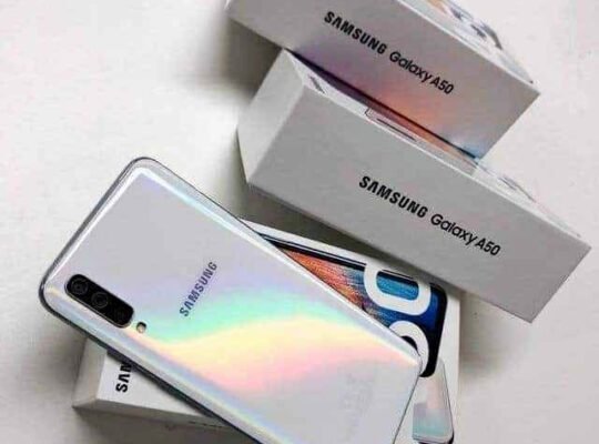 SAMSUNG A50