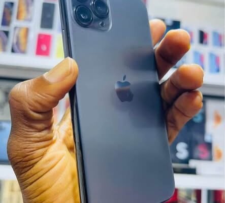 IPHONE 11 PRO