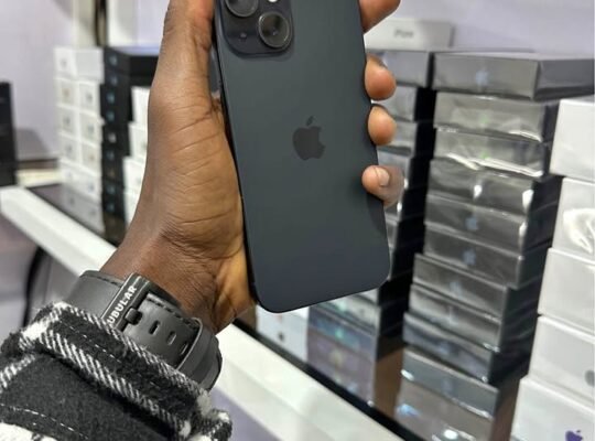 IPHONE 15 SIMPLE