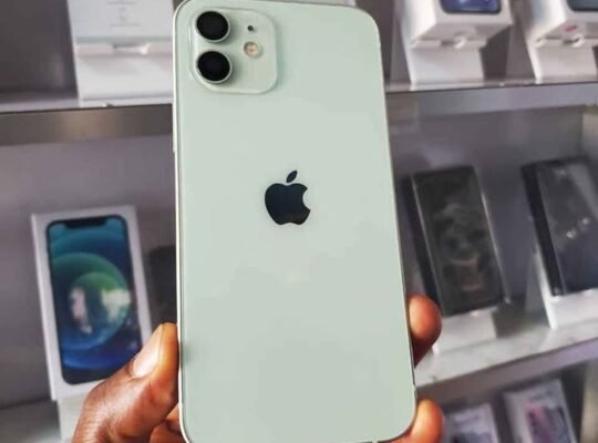 IPHONE 12 SIMPLE