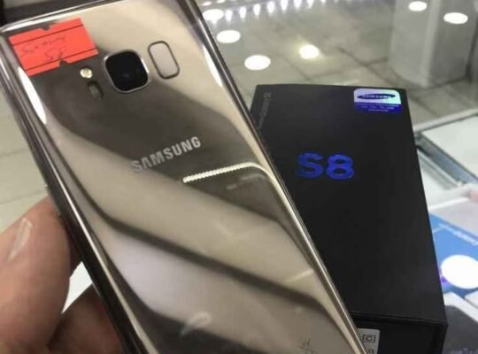 SAMSUNG S8