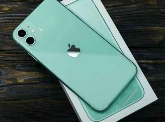 IPHONE 11