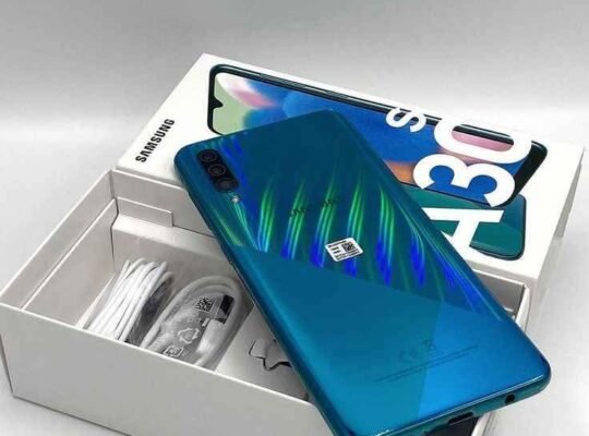 SAMSUNG A30S