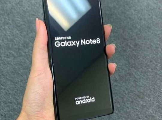 SAMSUNG NOTE 8