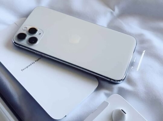 IPHONE 11 PRO