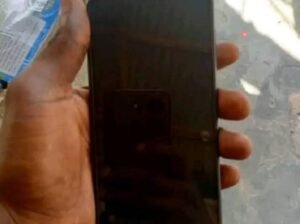SAMSUNG A20