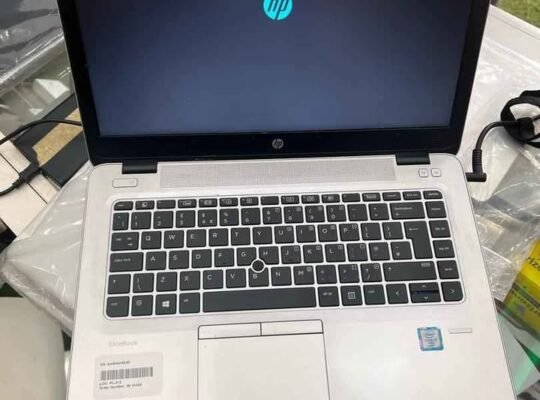 ORDINATEUR HP