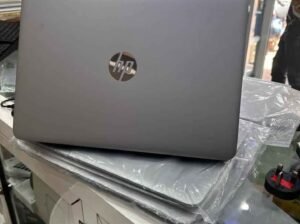 ORDINATEUR HP